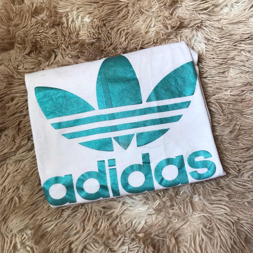 Adidas Tee- shirt